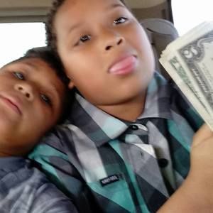 Meet your Posher, Dexter